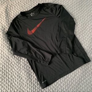 Nike long sleeve tee